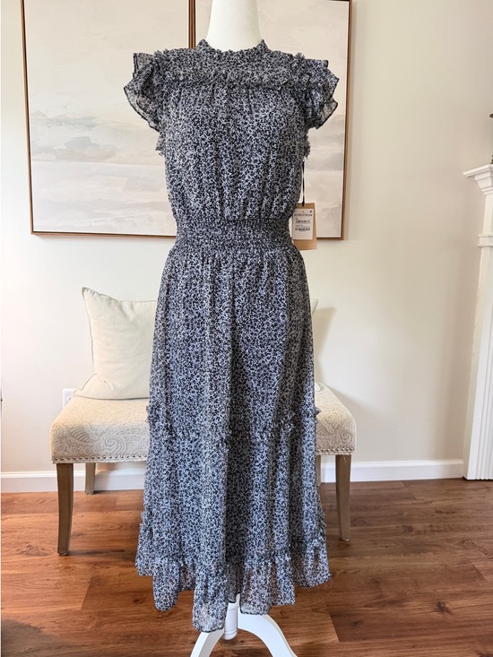 Nordstrom Dresses & Skirts - NWT Nordstrom Halogen Black & White Ruffle Midi Dress Size Small